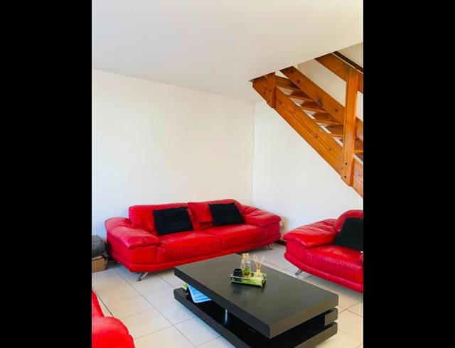 2 BEDROOM DUPLEX FOR SALE IN ASHLEY